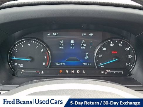 Used 2023 Ford Explorer XLT AWD/4WD image 32