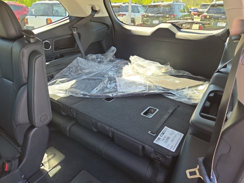 New 2026 Subaru Ascent Touring AWD/4WD image 8