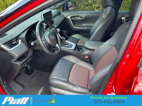 Used 2021 Toyota RAV4 XSE w/ Weather Package AWD/4WD image 23