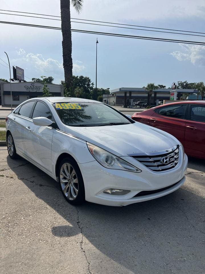 Used 2012 Hyundai Sonata SE FWD image 3