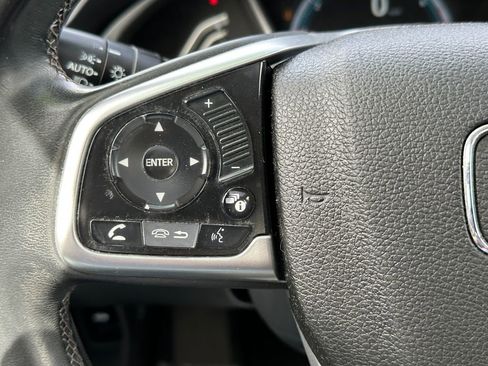 Used 2018 Honda Civic Touring image 25