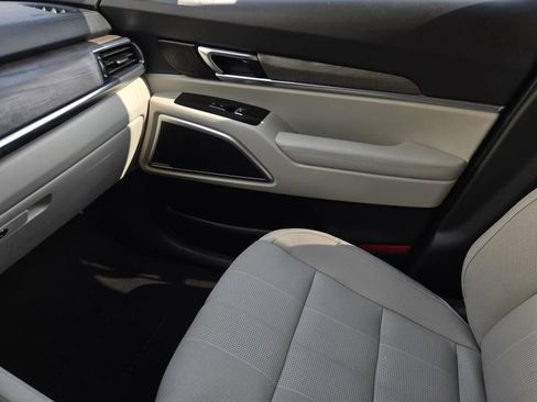 Used 2022 Kia Telluride EX w/ EX Premium Package FWD image 31