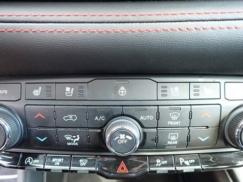 Used 2024 Dodge Durango GT image 22