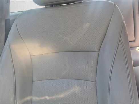Used 2017 Honda Accord EX-L image 11