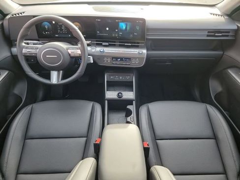 Used 2025 Hyundai Kona Limited image 19