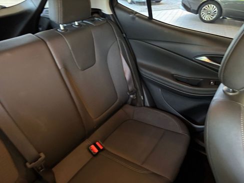 Used 2025 Buick Encore GX Preferred FWD image 35