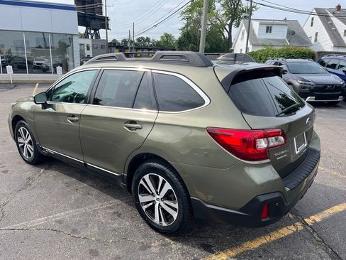 Used 2018 Subaru Outback 3.6R Limited AWD/4WD image 8