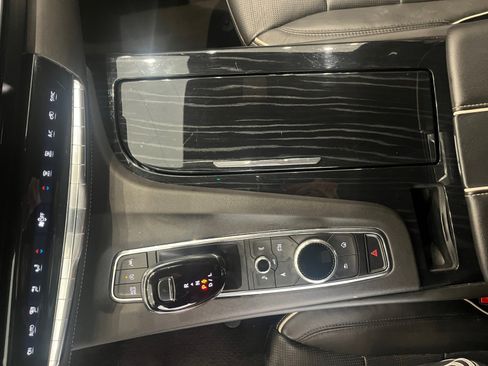 Used 2024 Cadillac Escalade ESV Sport image 21