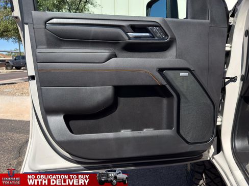 Used 2026 GMC Sierra 2500 AT4 AWD/4WD image 16