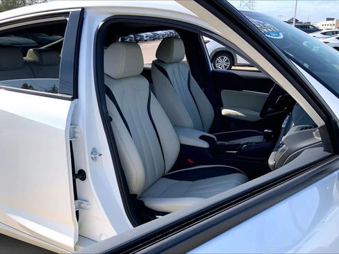 Used 2025 Acura Integra A-Spec image 8