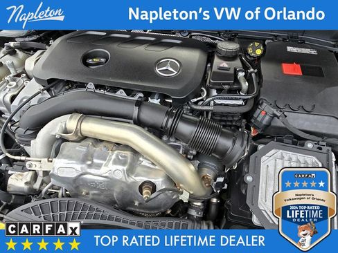 Used 2024 Mercedes-Benz GLB 250 4MATIC image 11