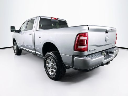 Used 2024 RAM 2500 Laramie AWD/4WD image 5
