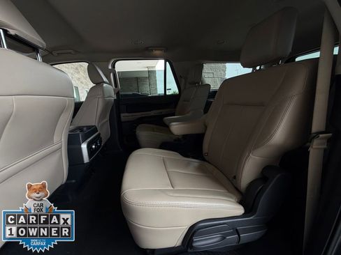 Used 2024 Ford Expedition Max XLT image 24
