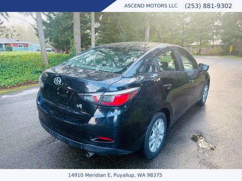 Used 2016 Scion iA image 5