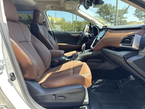 Used 2025 Subaru Outback Touring XT image 38