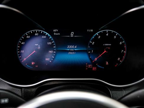 Used 2021 Mercedes-Benz GLC 300 4MATIC Coupe image 19