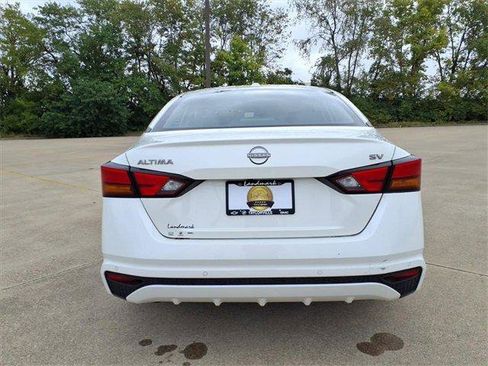 Used 2023 Nissan Altima 2.5 SV image 23
