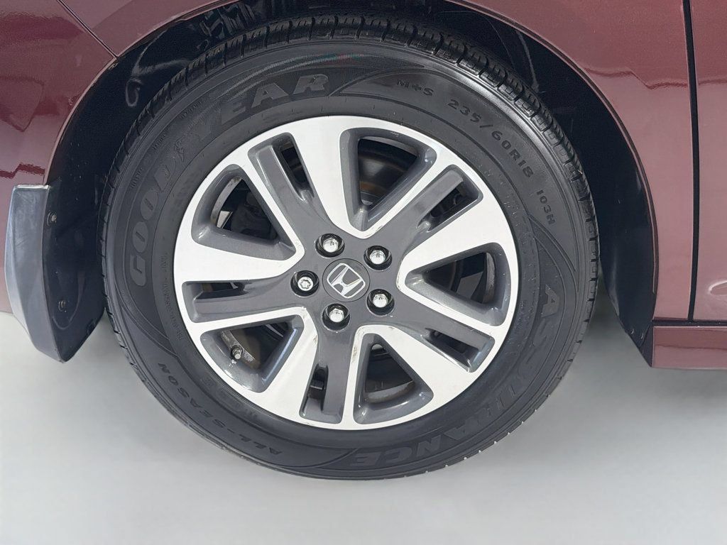 Used 2016 Honda Odyssey Touring Elite image 35