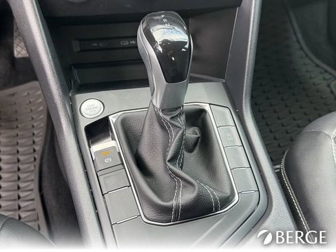 Used 2022 Volkswagen Taos SE image 31