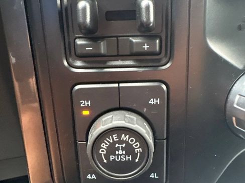 Used 2023 Ford F150 Lariat w/ Equipment Group 502A High AWD/4WD image 23