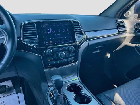Used 2019 Jeep Grand Cherokee Trailhawk w/ Trailhawk Luxury Group AWD/4WD image 24