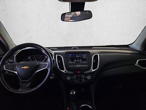 Used 2021 Chevrolet Equinox LT image 17