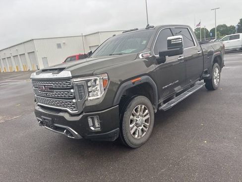 Used 2023 GMC Sierra 3500 Denali w/ Technology Package AWD/4WD image 3