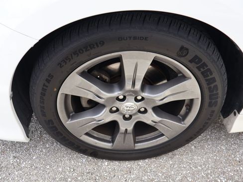 Used 2017 Toyota Sienna SE w/ SE Preferred Package FWD image 4