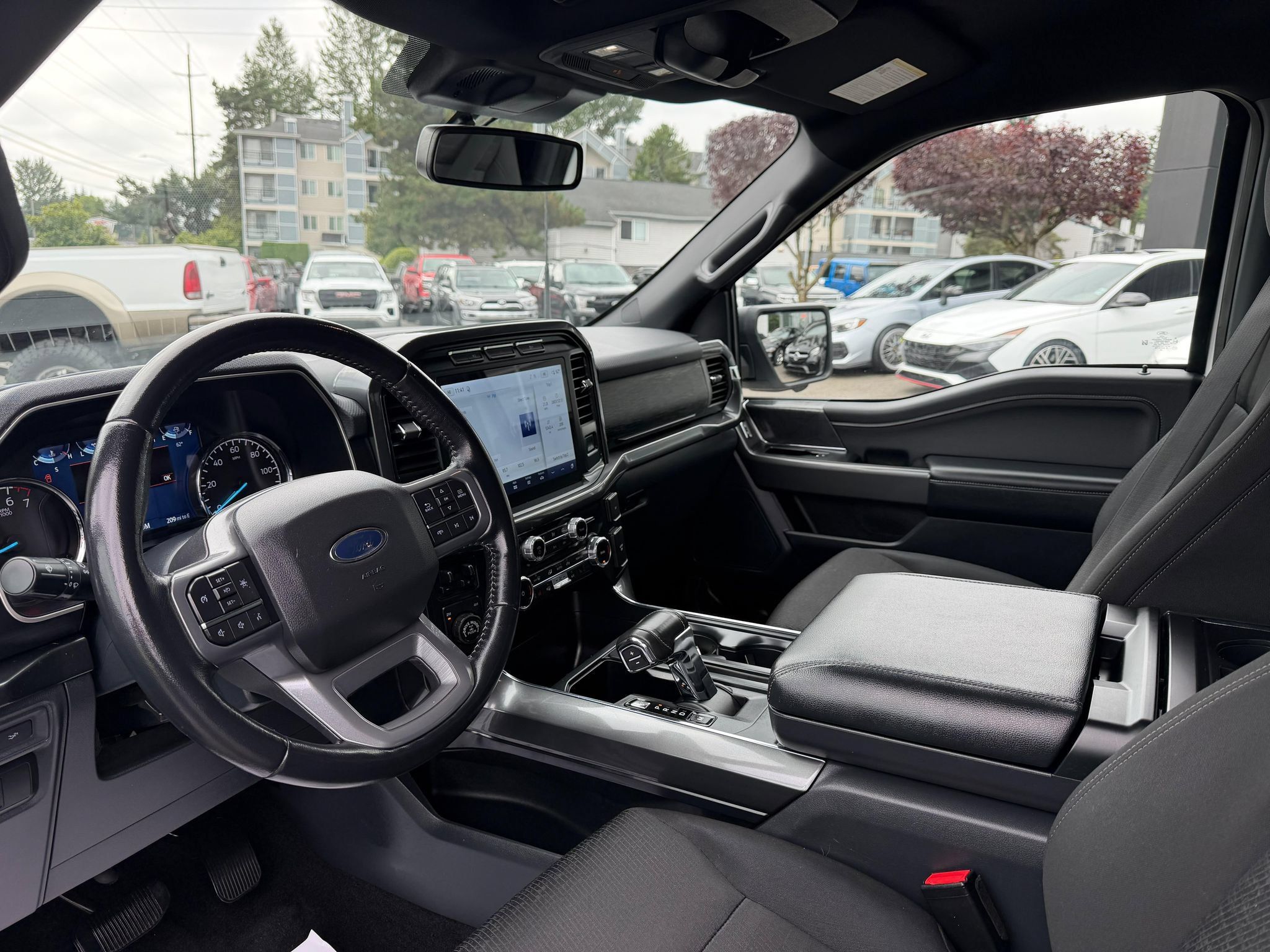 Used 2022 Ford F150 XLT w/ Equipment Group 302A High AWD/4WD image 5