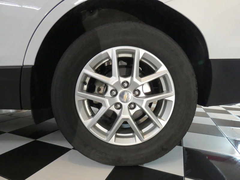 Used 2023 Chevrolet Equinox LS w/ LS Convenience Package AWD/4WD image 7