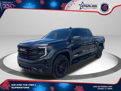 Certified 2025 GMC Sierra 1500 Elevation w/ LPO, Elevation Black Package