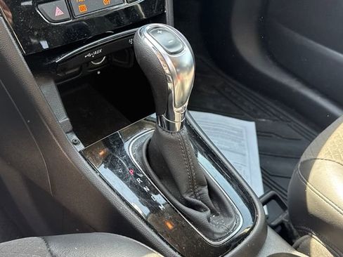 Used 2018 Buick Encore Preferred image 15