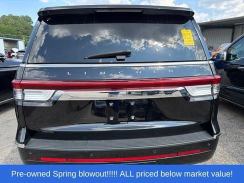 Used 2024 Lincoln Navigator Reserve AWD/4WD image 6