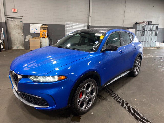 Used 2024 Alfa Romeo Tonale Ti AWD/4WD image 1