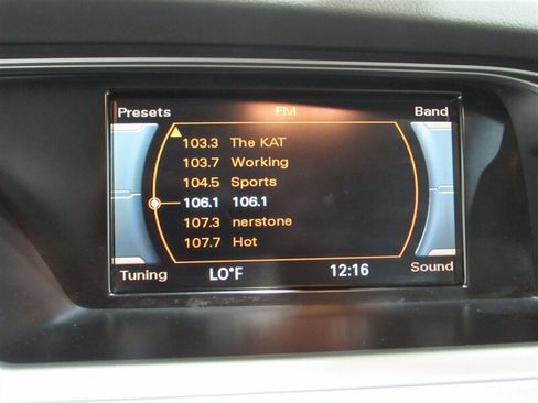 Used 2009 Audi A4 2.0T Premium image 25