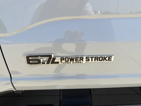 Used 2026 Ford F250 Lariat w/ Chrome Package AWD/4WD image 11