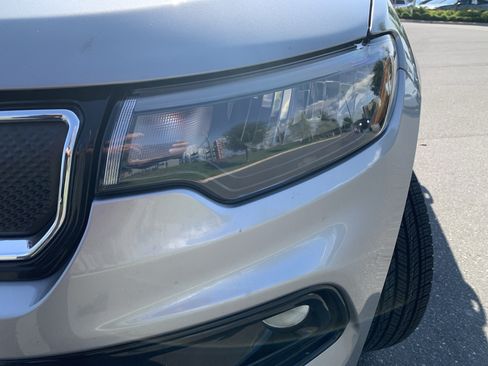 Certified 2022 Jeep Compass Limited AWD/4WD image 6