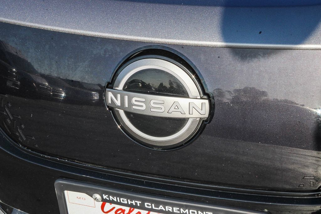 Used 2023 Nissan Leaf S FWD image 6