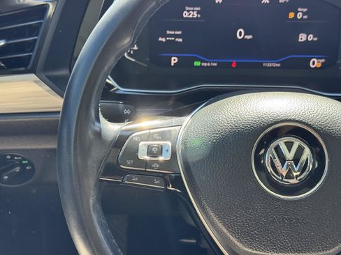 Used 2019 Volkswagen Jetta SEL FWD image 26