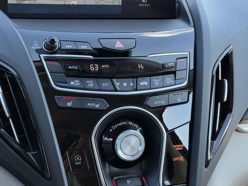 Certified 2025 Acura RDX w/ Technology Package image 19