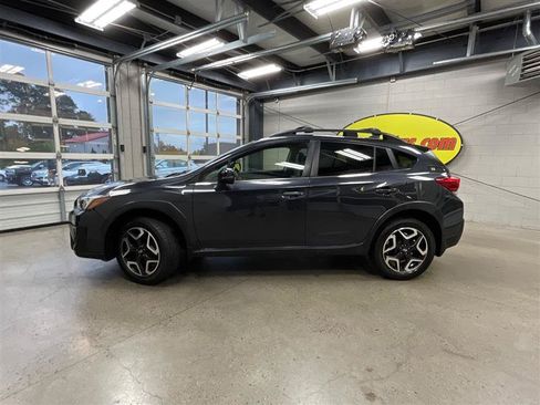 Used 2019 Subaru Crosstrek 2.0i Limited w/ Moonroof Package w/Navigation AWD/4WD image 2