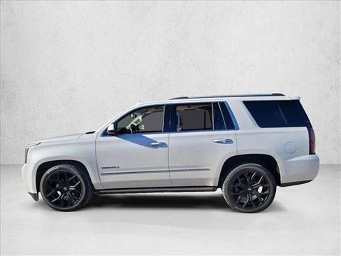 Used 2018 GMC Yukon Denali image 8