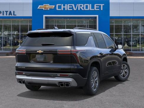 New 2026 Chevrolet Traverse LT image 4