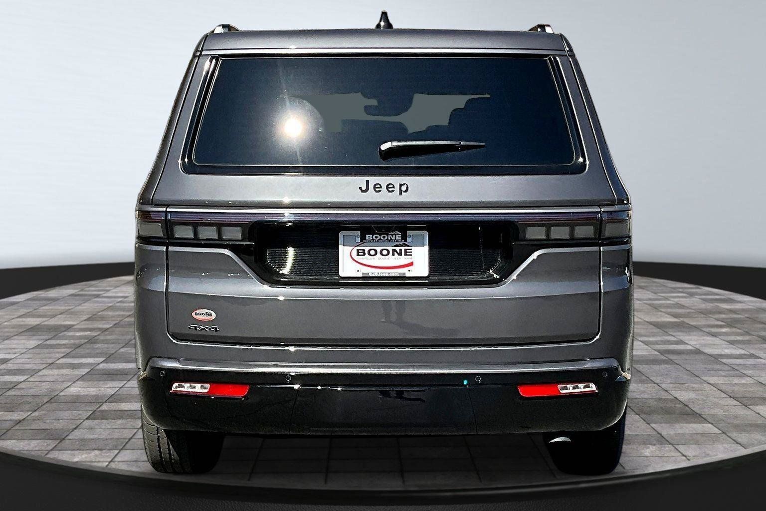 New 2026 Jeep Grand Wagoneer Limited w/ Premium Group II AWD/4WD image 4
