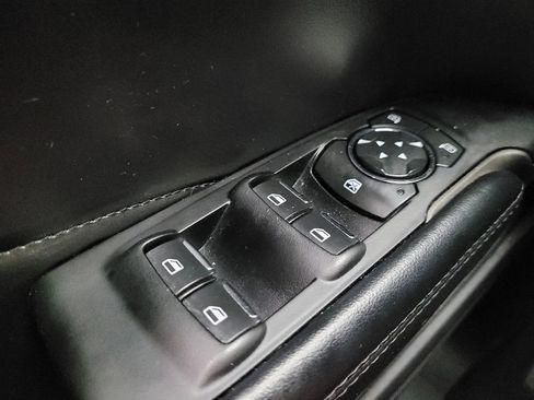 Used 2018 Lincoln MKC Premiere image 27