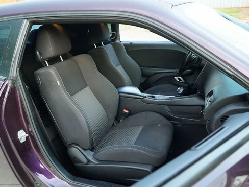 Used 2022 Dodge Challenger GT image 34