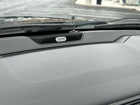 Used 2015 RAM 1500 Laramie w/ Convenience Group image 40