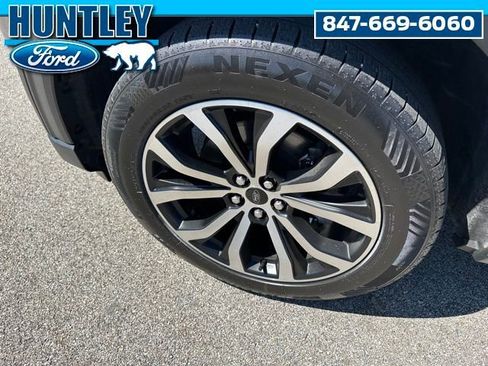 Used 2022 Ford Explorer ST-Line w/ Class IV Trailer Tow Package AWD/4WD image 8