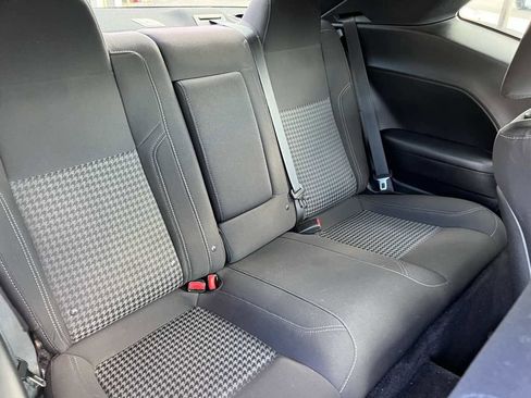 Used 2015 Dodge Challenger R/T w/ Quick Order Package 22B R/T image 15