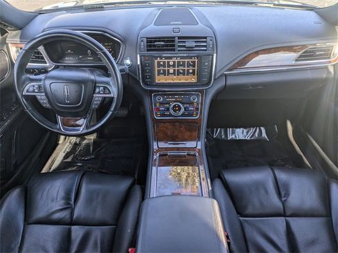 Used 2017 Lincoln Continental Reserve image 15